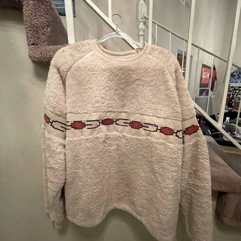 URBAN OUTFITTERS - Sweater